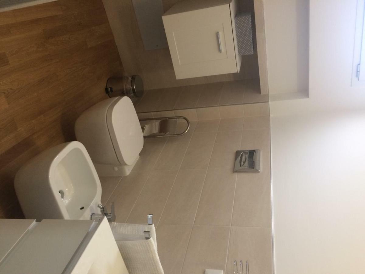 Patrizio Home กาญารี ภายนอก รูปภาพ